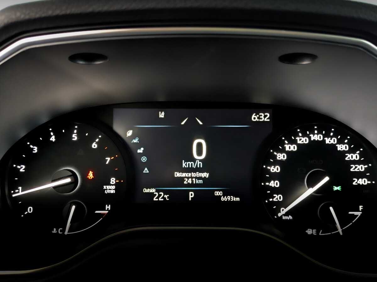Купить Toyota Avalon с пробегом. Фото: #10