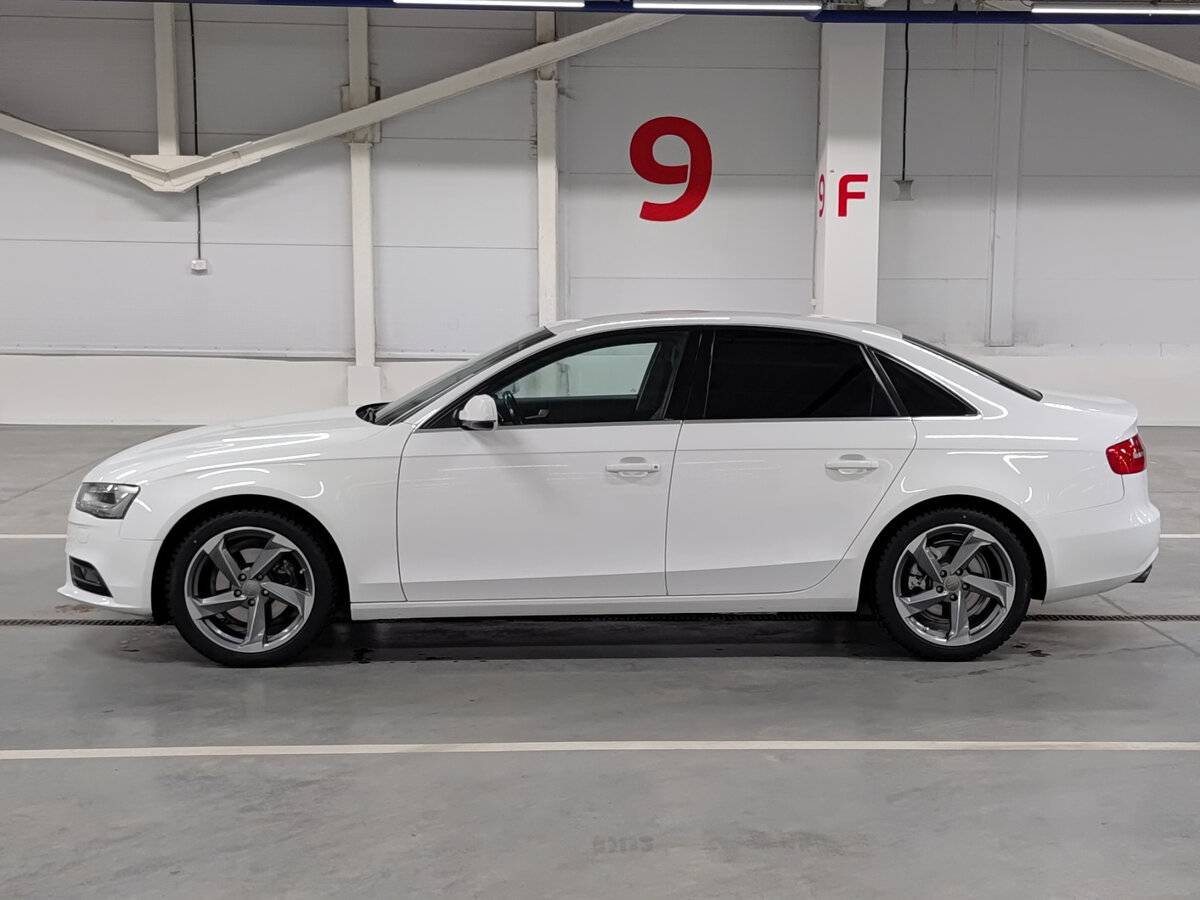 Купить Audi A4 с пробегом. Фото: #7