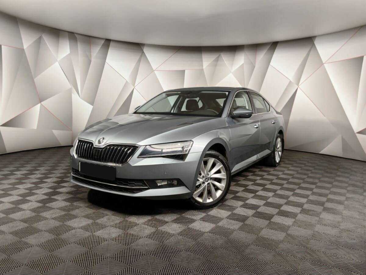 Купить Skoda Superb с пробегом. Фото: #0