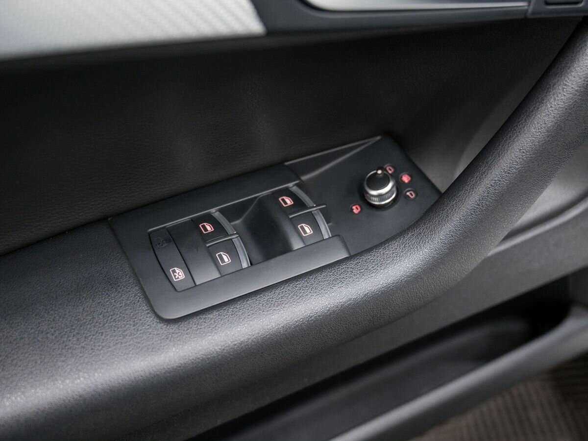 Купить Audi RS 3 с пробегом. Фото: #13