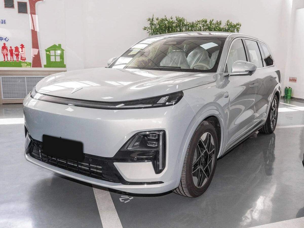 Купить Changan Deepal S09 с пробегом. Посмотреть фото
