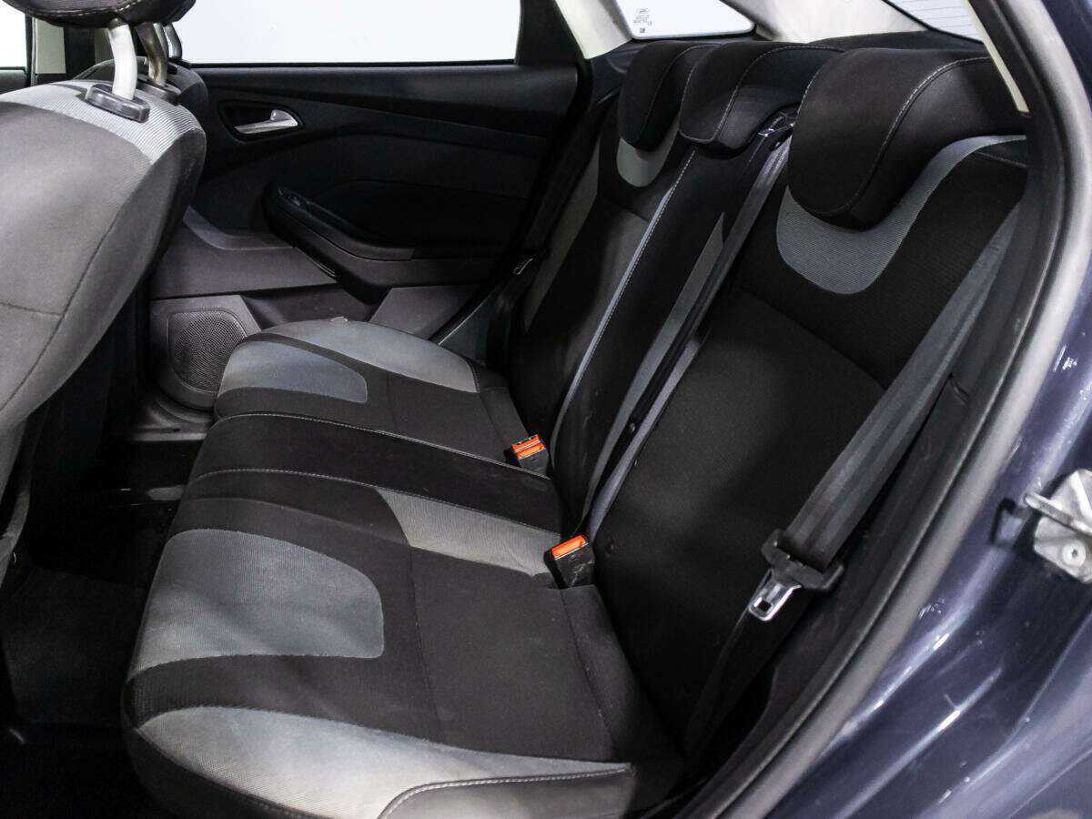 Купить Ford Focus с пробегом. Фото: #9
