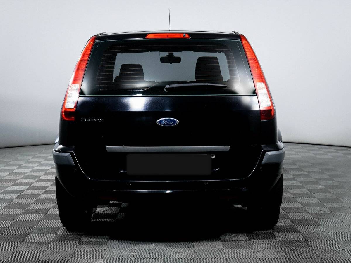 Купить Ford Fusion с пробегом. Фото: #4