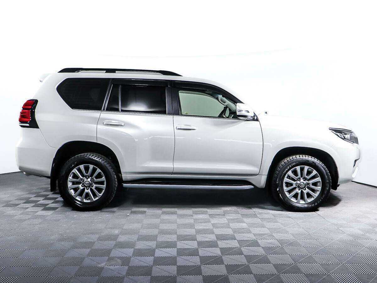 Купить Toyota Land Cruiser Prado с пробегом. Фото: #3