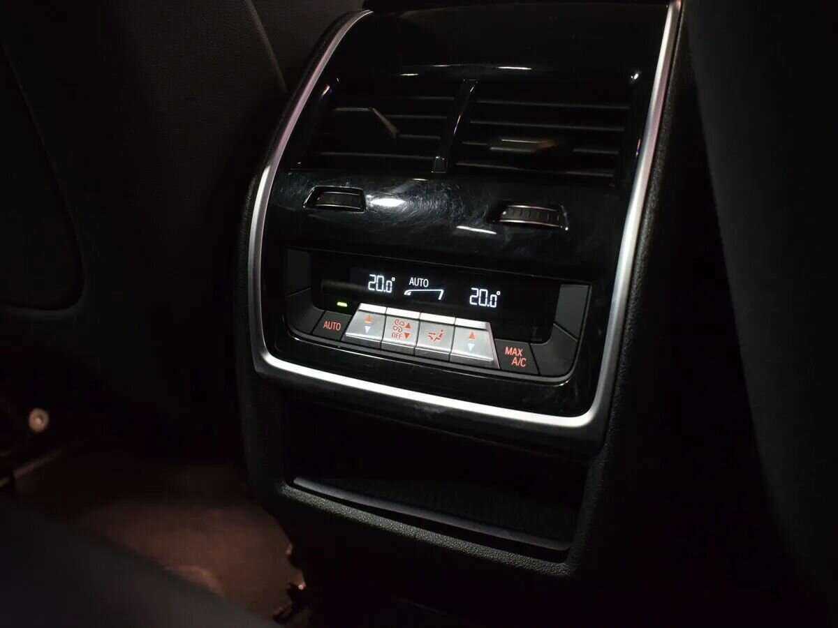 Купить BMW X5 с пробегом. Фото: #18
