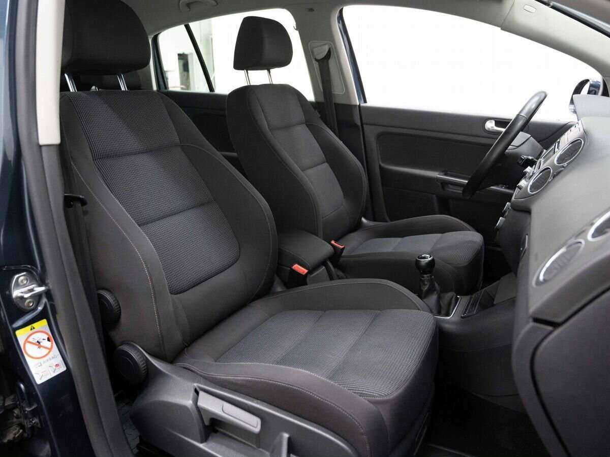 Купить Volkswagen Golf Plus с пробегом. Фото: #11