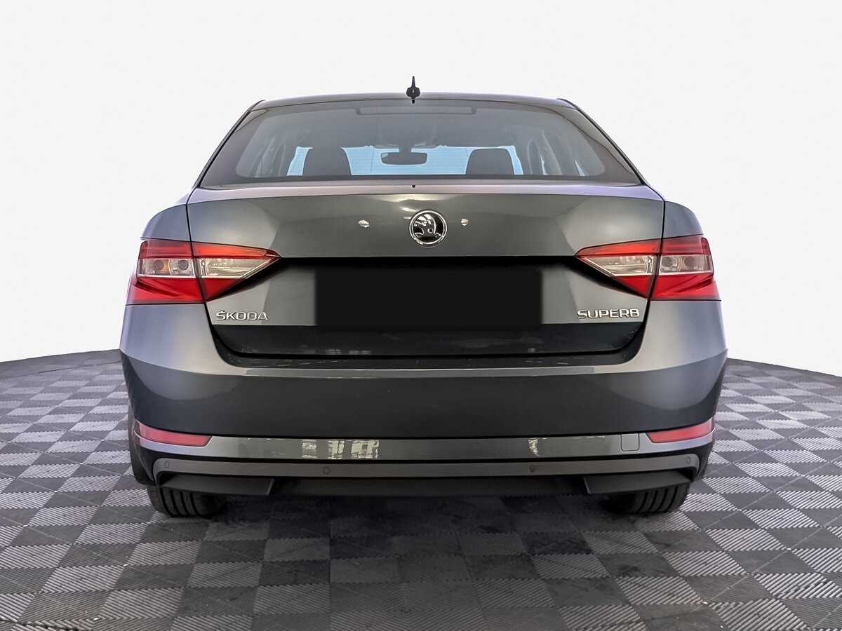 Купить Skoda Superb с пробегом. Фото: #5
