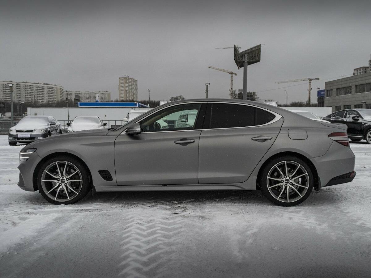 Купить Genesis G70 с пробегом. Фото: #8
