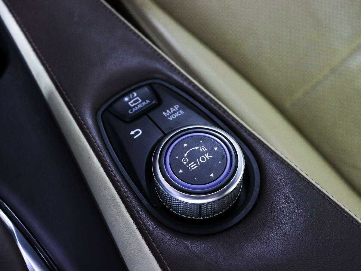 Купить Infiniti QX50 с пробегом. Фото: #20