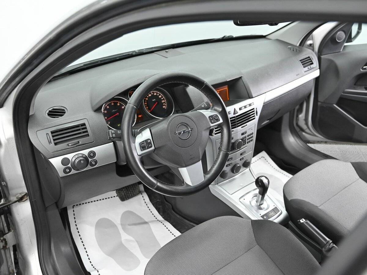 Купить Opel Astra с пробегом. Фото: #7