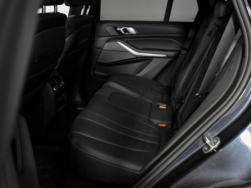 Купить BMW X5 с пробегом. Фото: #12