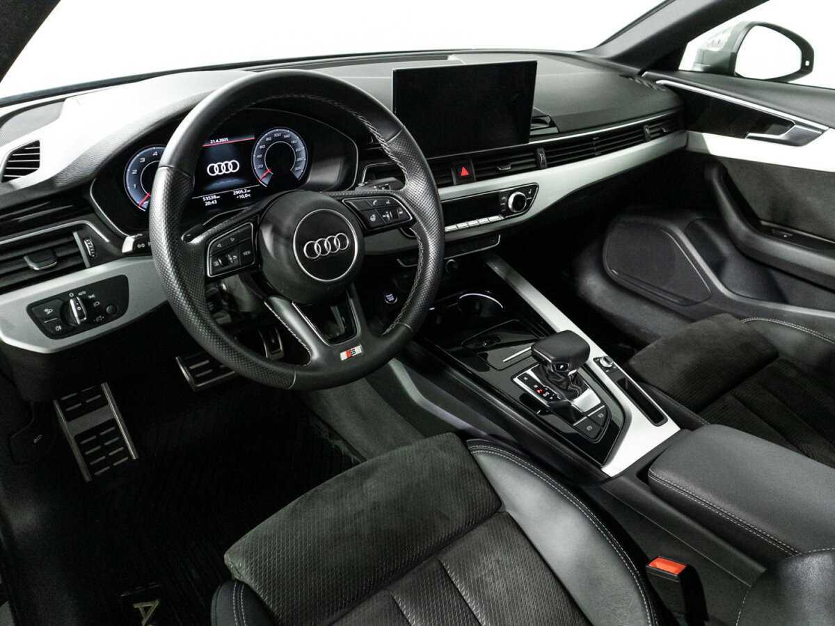 Купить Audi A4 с пробегом. Фото: #10