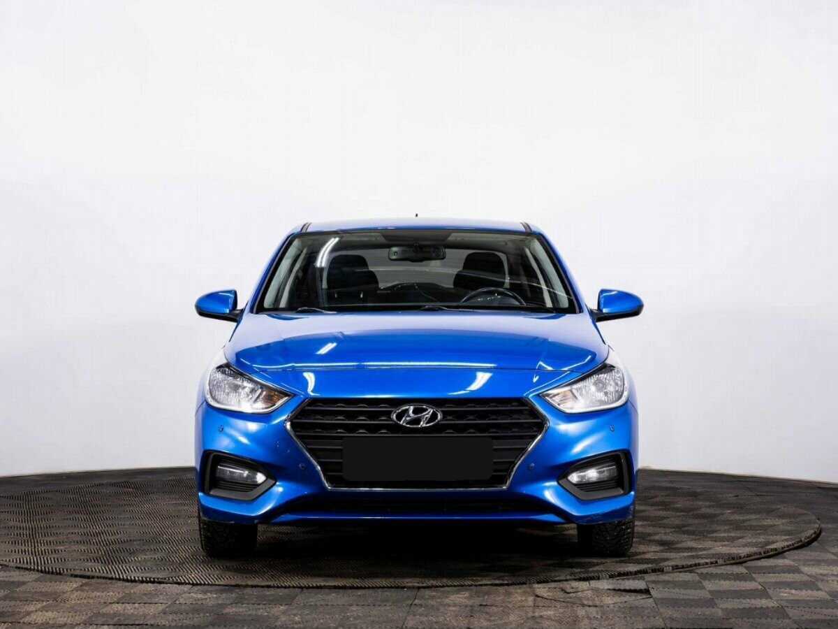 Купить Hyundai Solaris с пробегом. Фото: #1
