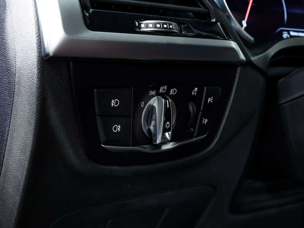 Купить BMW X4 с пробегом. Фото: #20
