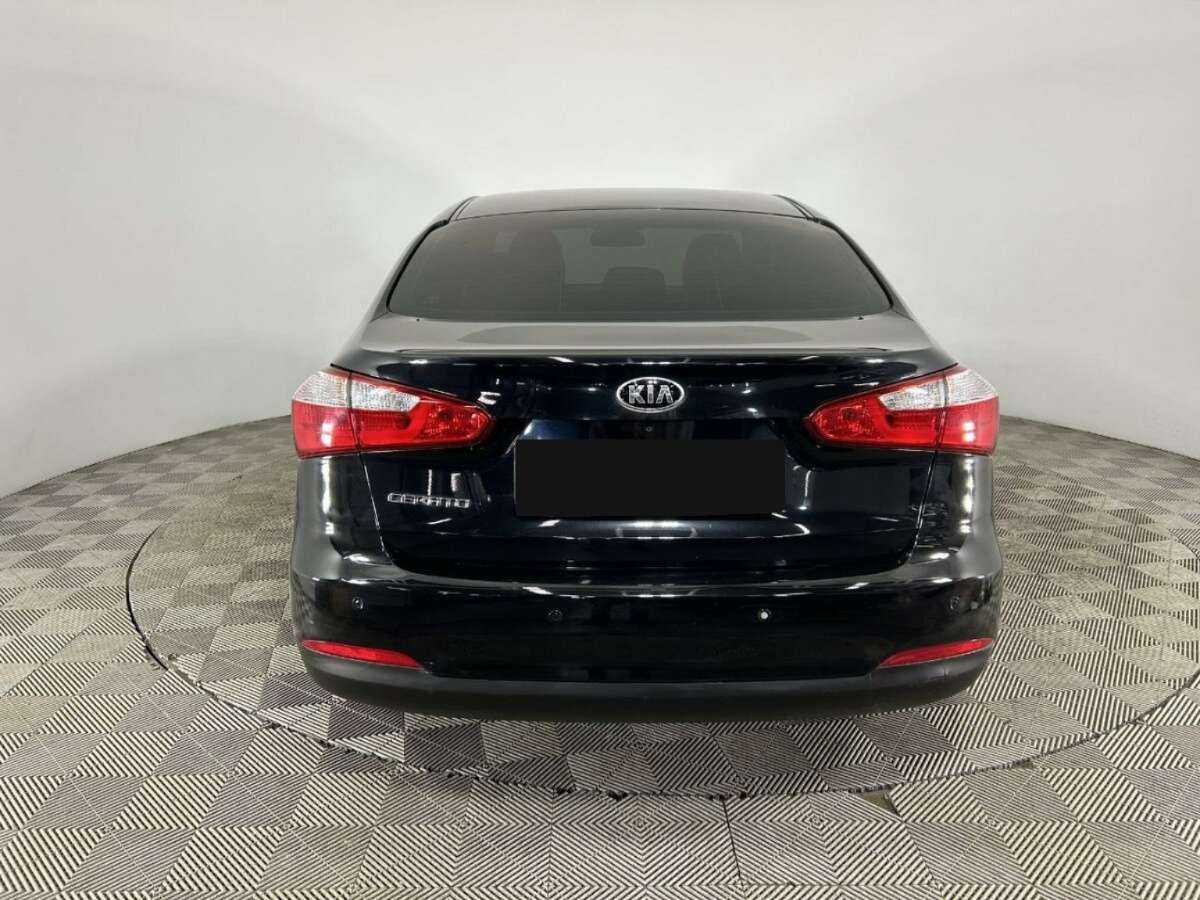 Купить Kia Cerato с пробегом. Фото: #2