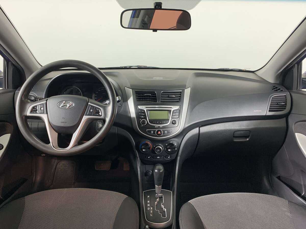Купить Hyundai Solaris с пробегом. Фото: #9
