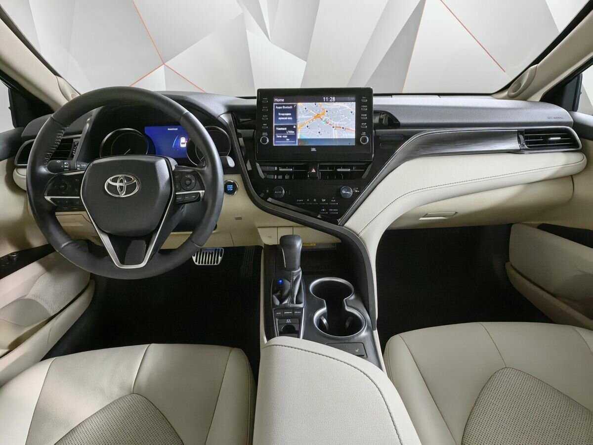 Купить Toyota Camry с пробегом. Фото: #9