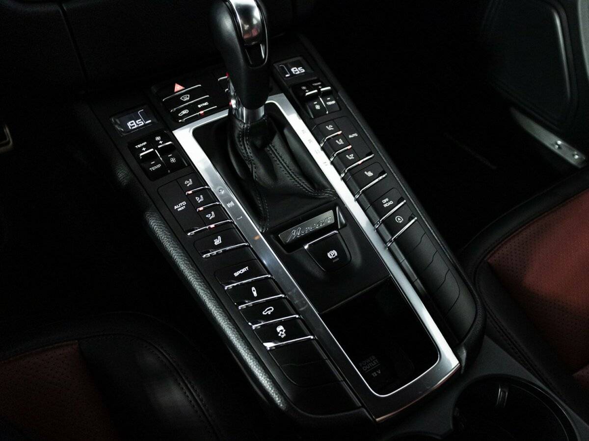 Купить Porsche Macan с пробегом. Фото: #18