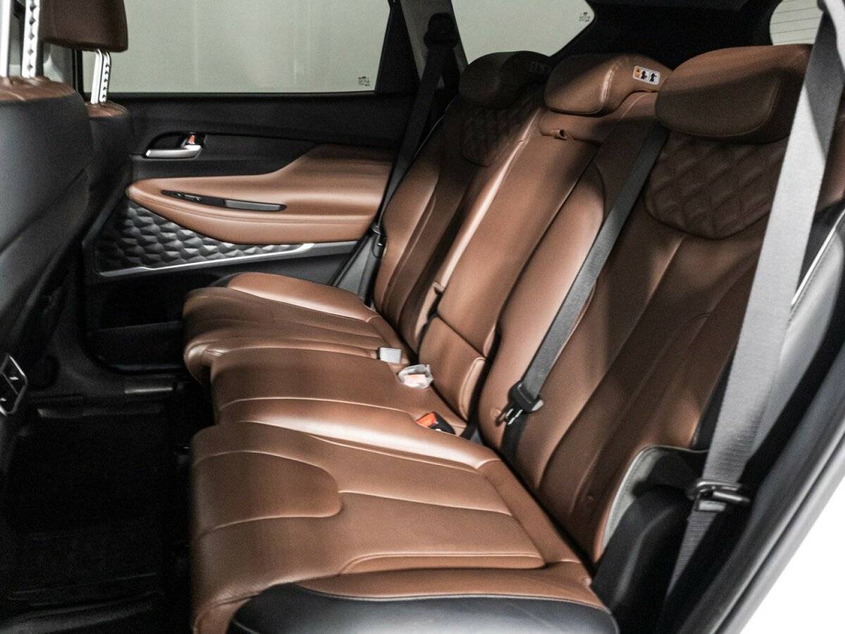 Купить Hyundai Santa Fe с пробегом. Фото: #9