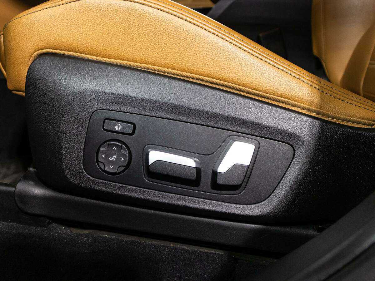 Купить BMW X4 с пробегом. Фото: #15