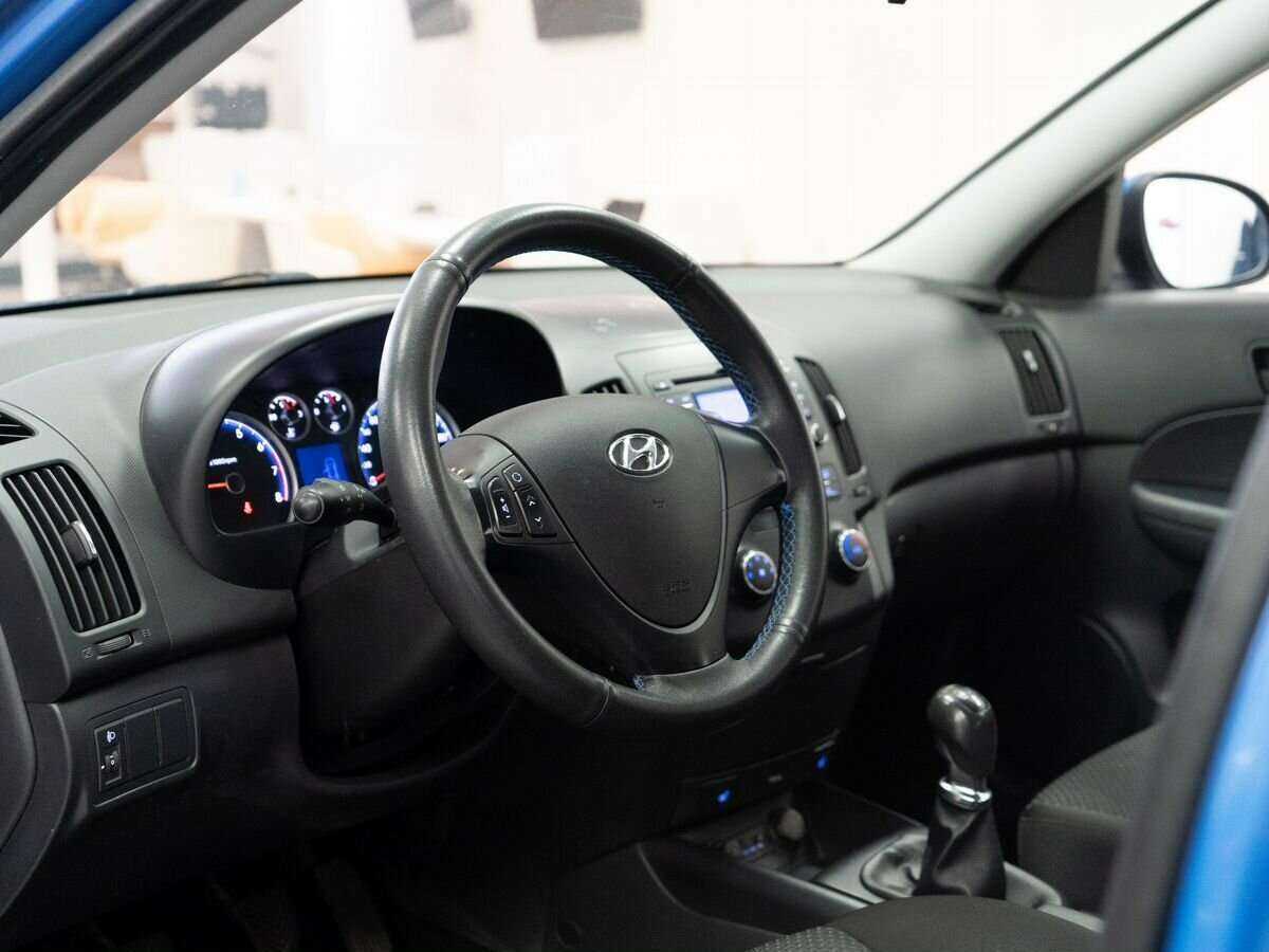 Купить Hyundai i30 с пробегом. Фото: #4