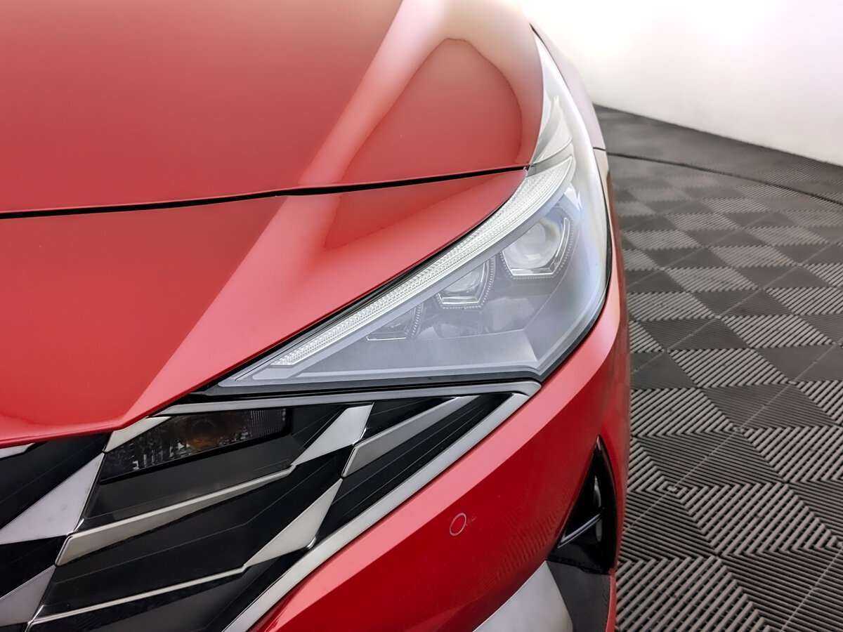 Купить Hyundai Elantra с пробегом. Фото: #16