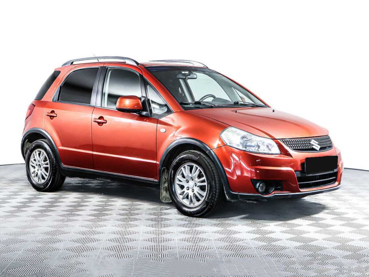 Купить Suzuki SX4 с пробегом. Фото: #2