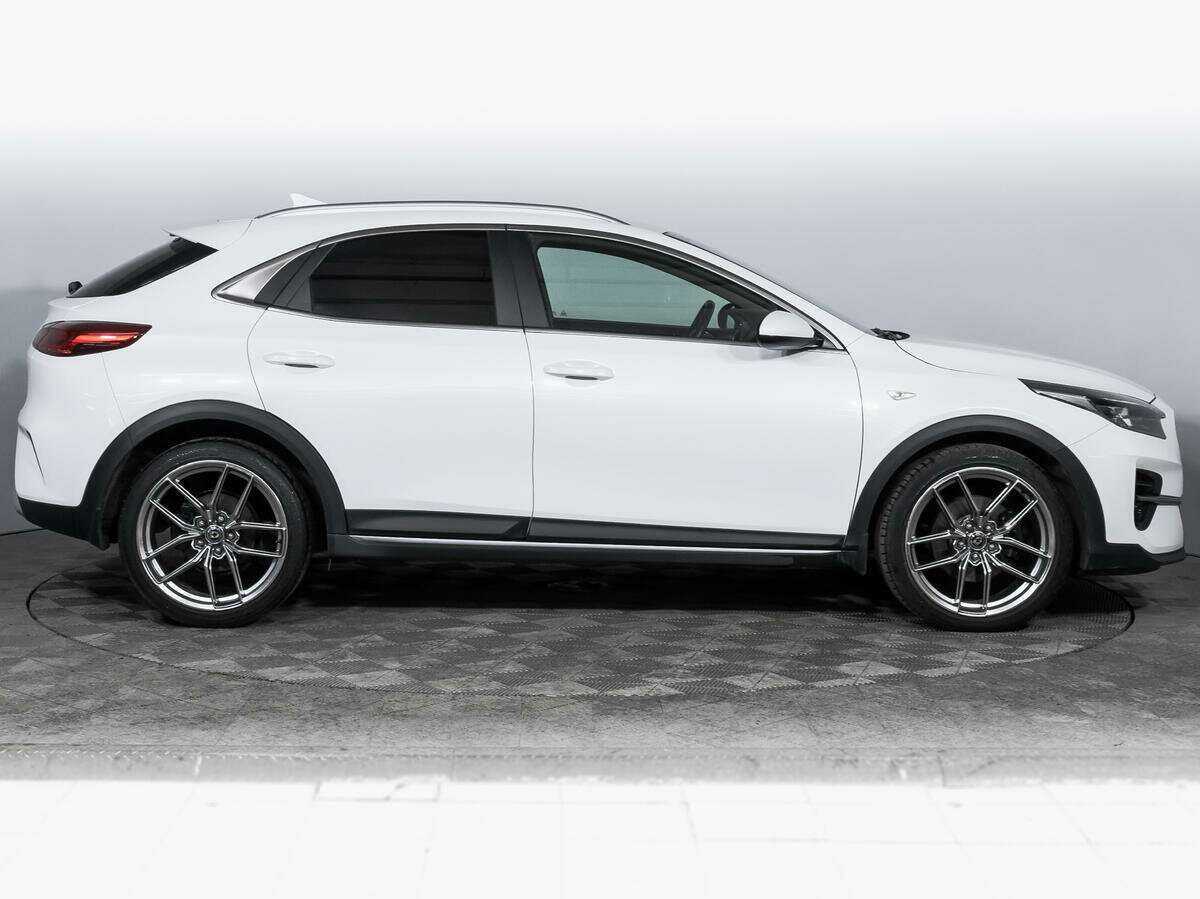 Купить Kia XCeed с пробегом. Фото: #3
