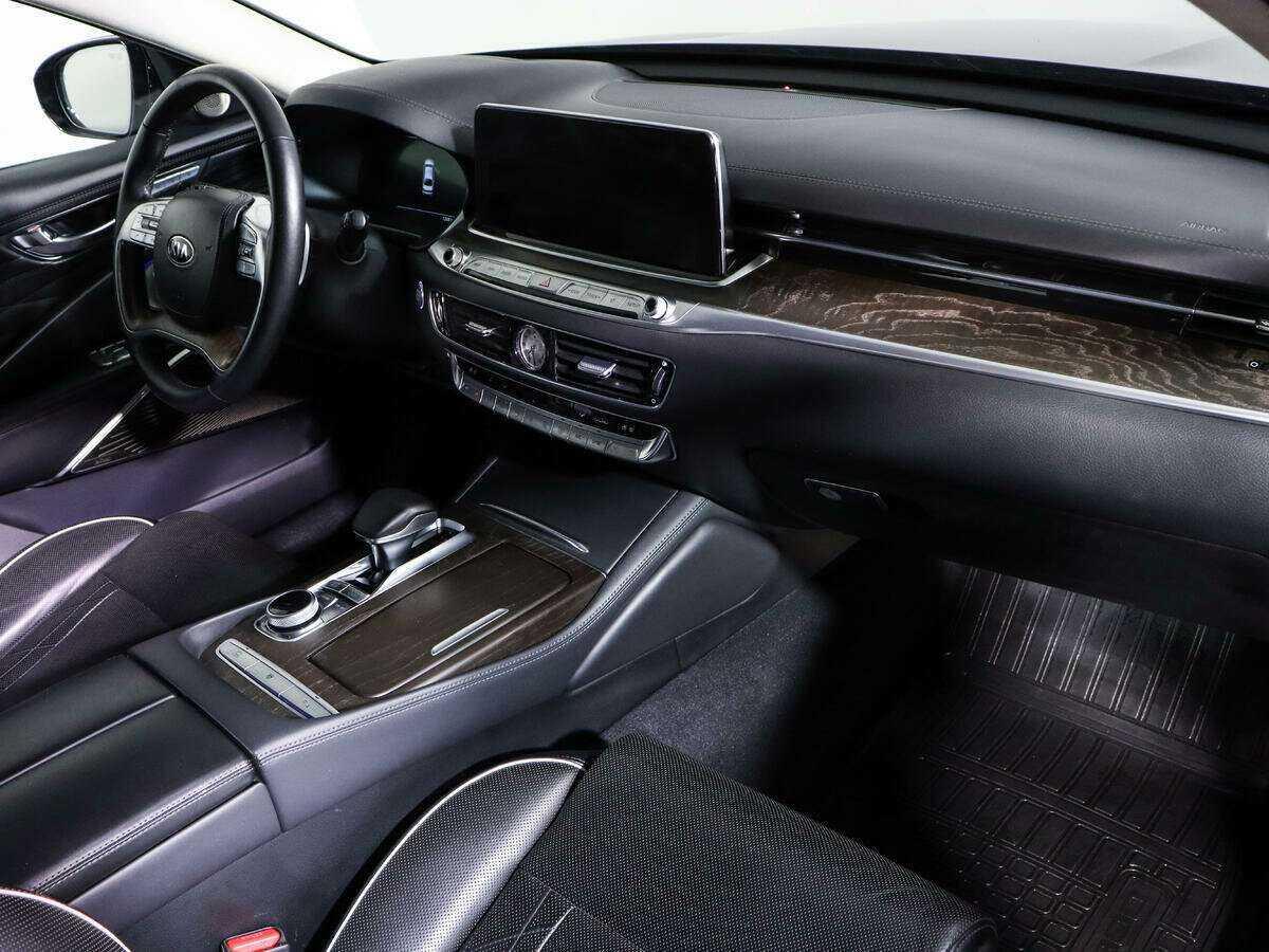 Купить Kia K900 с пробегом. Фото: #9