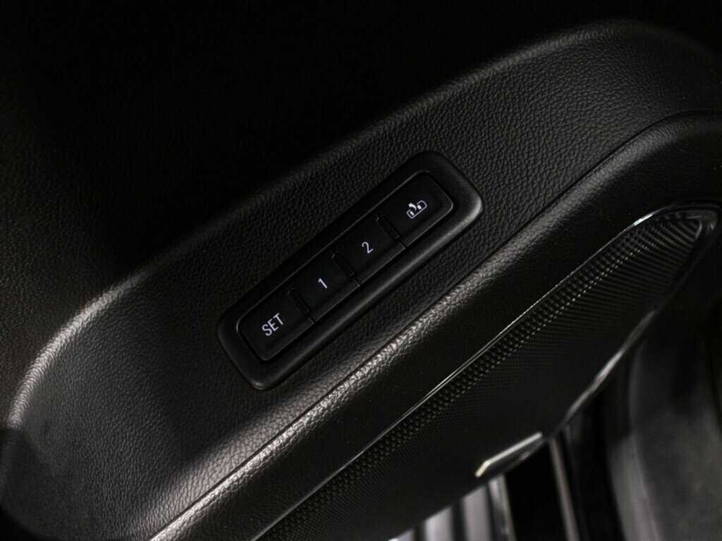 Купить Chevrolet Tahoe с пробегом. Фото: #16