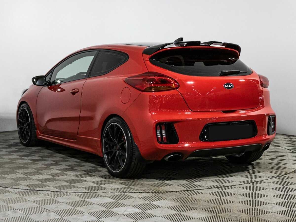 Купить Kia Ceed GT с пробегом. Фото: #6