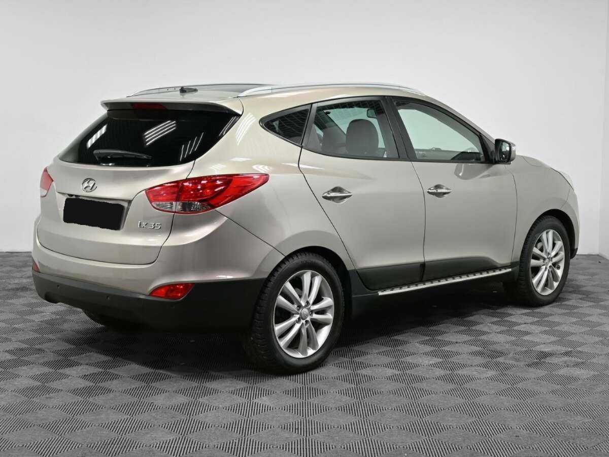Купить Hyundai ix35 с пробегом. Фото: #1