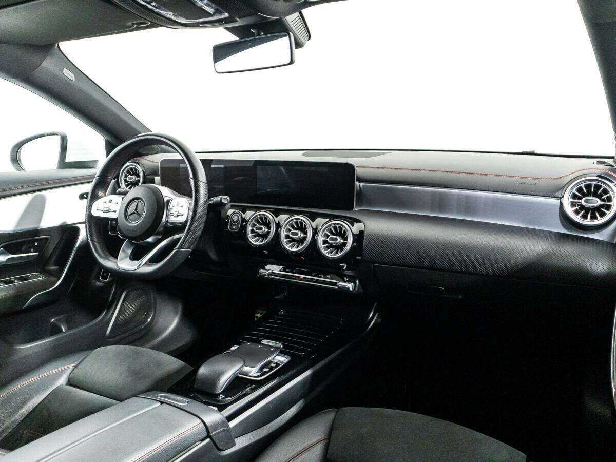 Купить Mercedes-Benz CLA с пробегом. Фото: #8