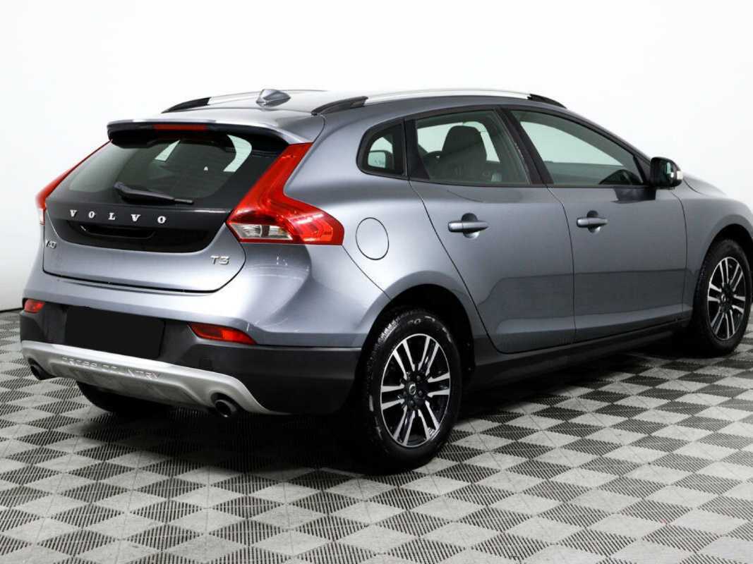 Купить Volvo V40 Cross Country с пробегом. Фото: #4