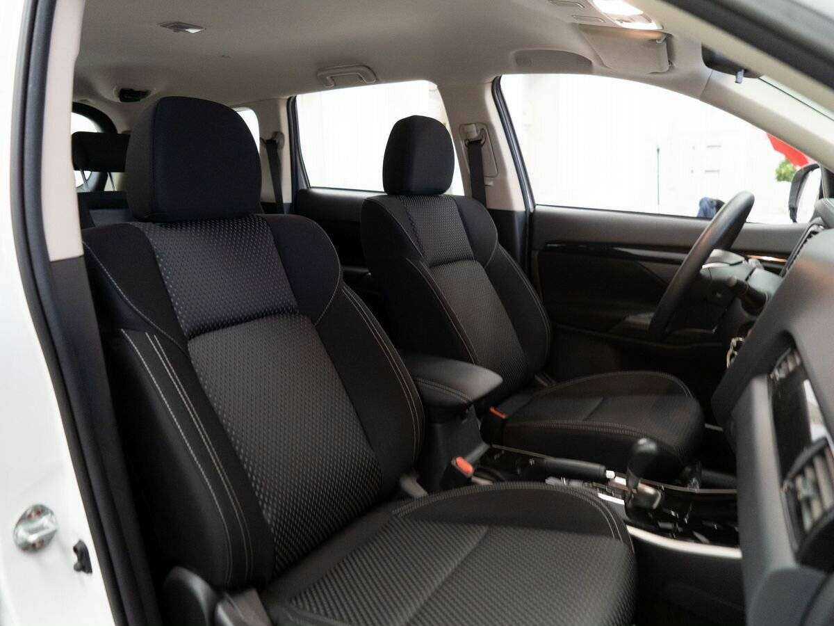 Купить Mitsubishi Outlander с пробегом. Фото: #8