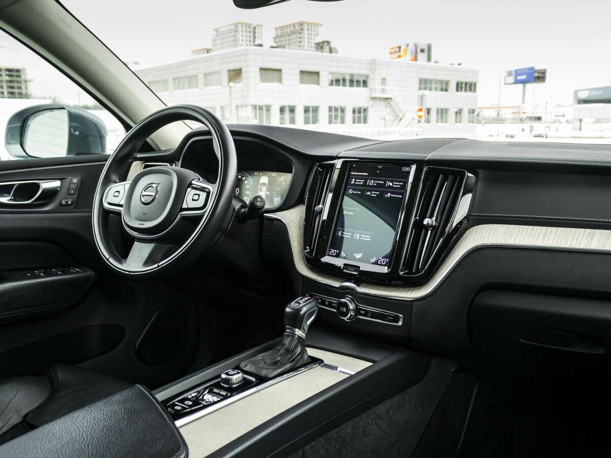 Купить Volvo XC60 с пробегом. Фото: #10