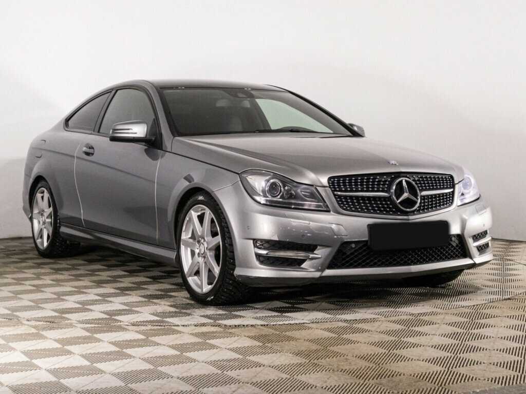 Купить Mercedes-Benz C-Класс с пробегом. Фото: #2