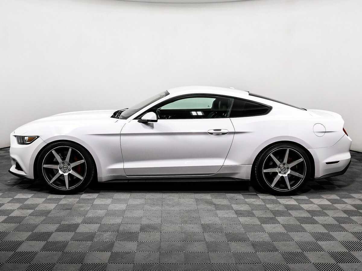 Купить Ford Mustang с пробегом. Фото: #7