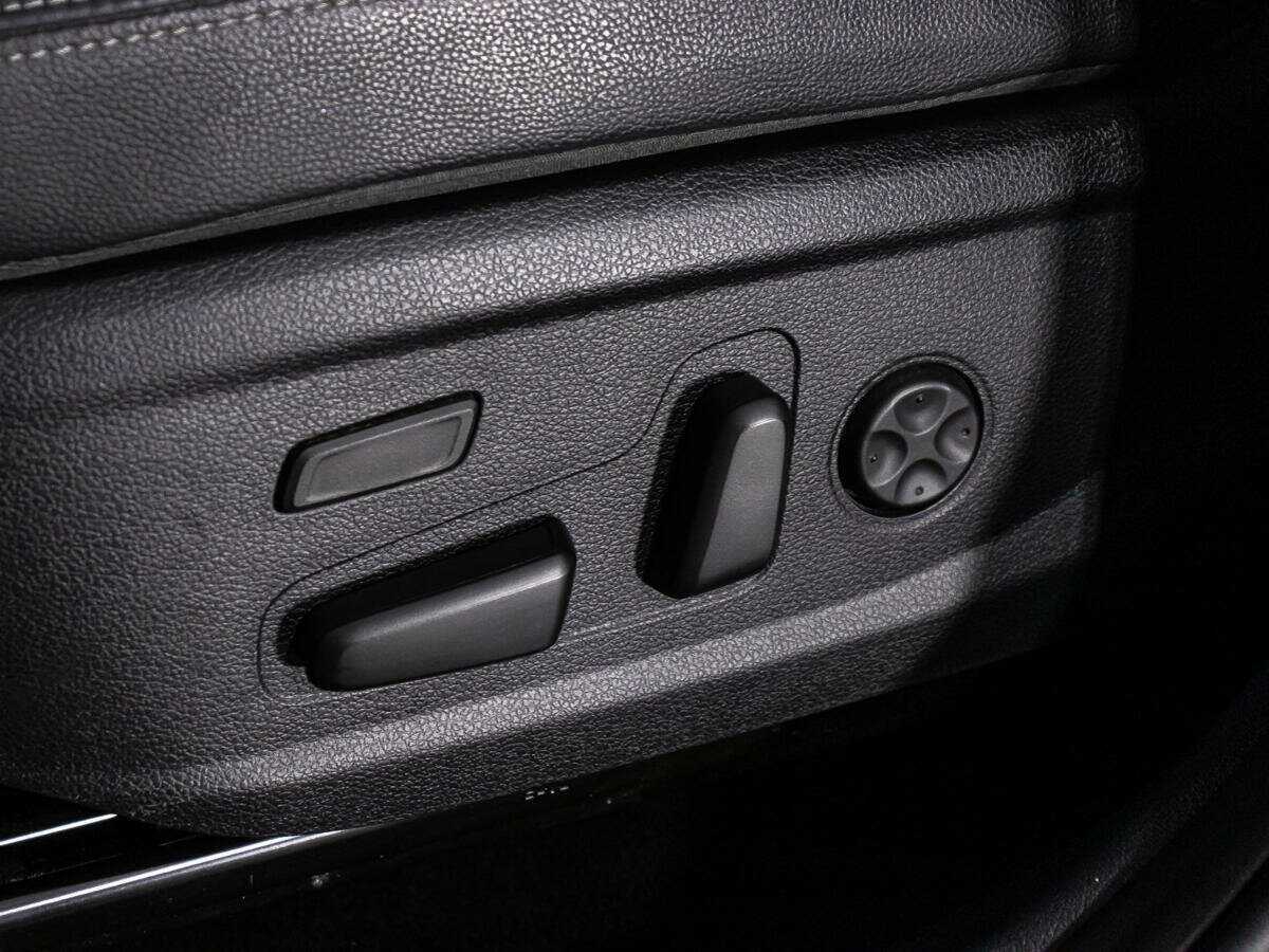 Купить Hyundai Santa Fe с пробегом. Фото: #17