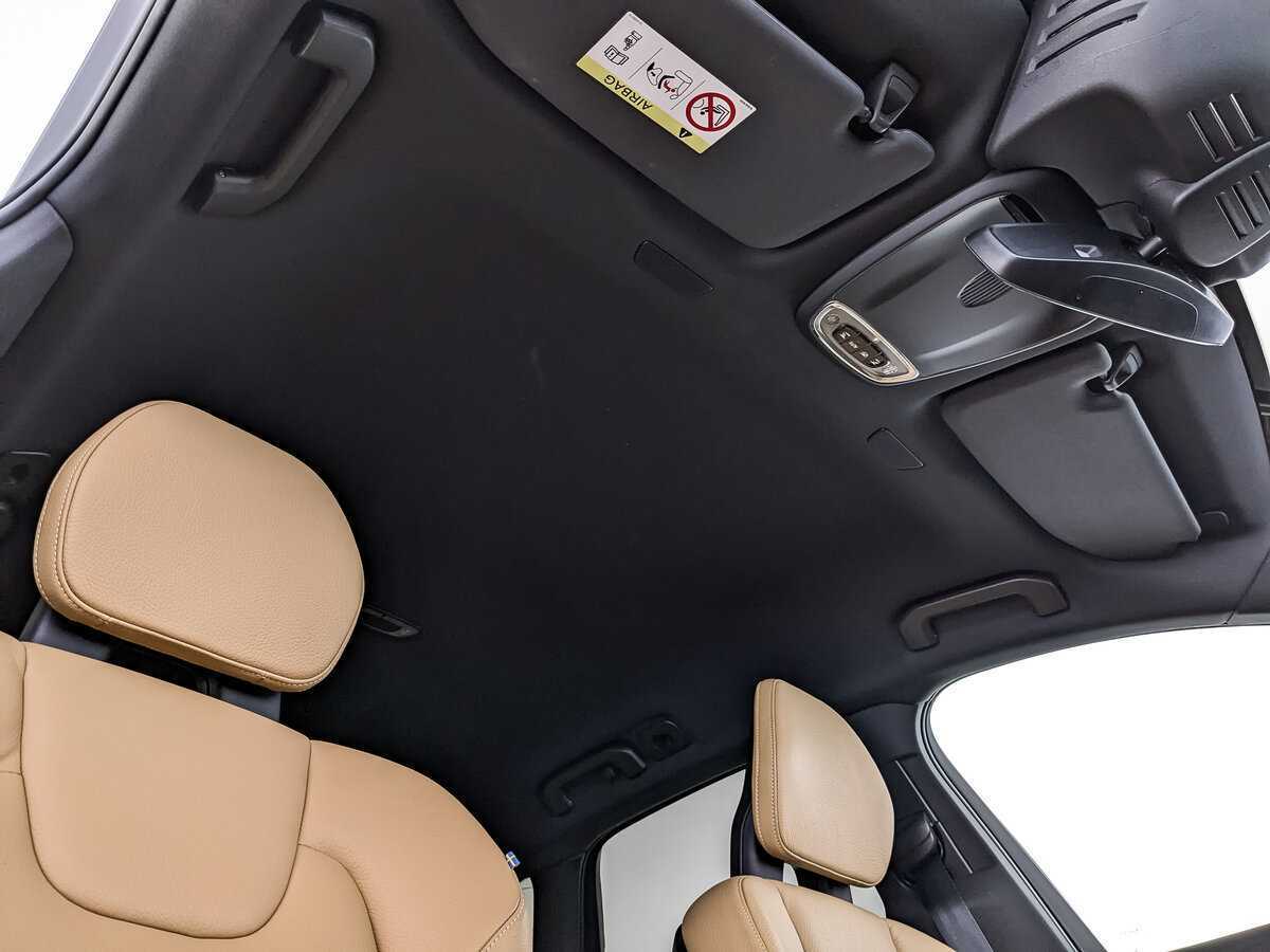 Купить Volvo XC60 с пробегом. Фото: #20