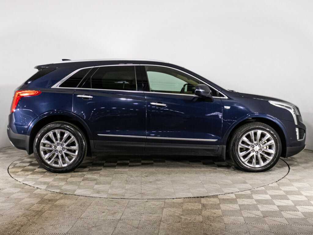 Купить Cadillac XT5 с пробегом. Фото: #3