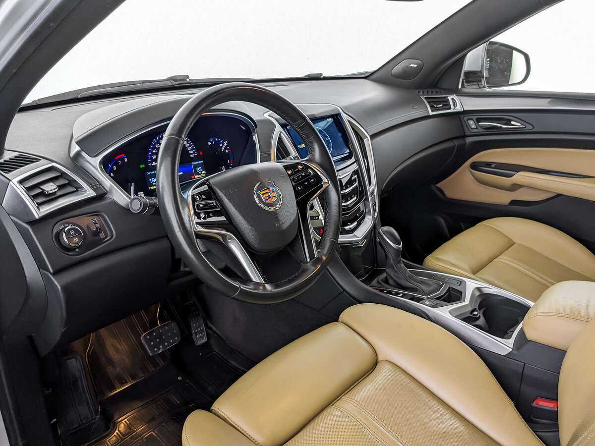 Купить Cadillac SRX с пробегом. Фото: #13