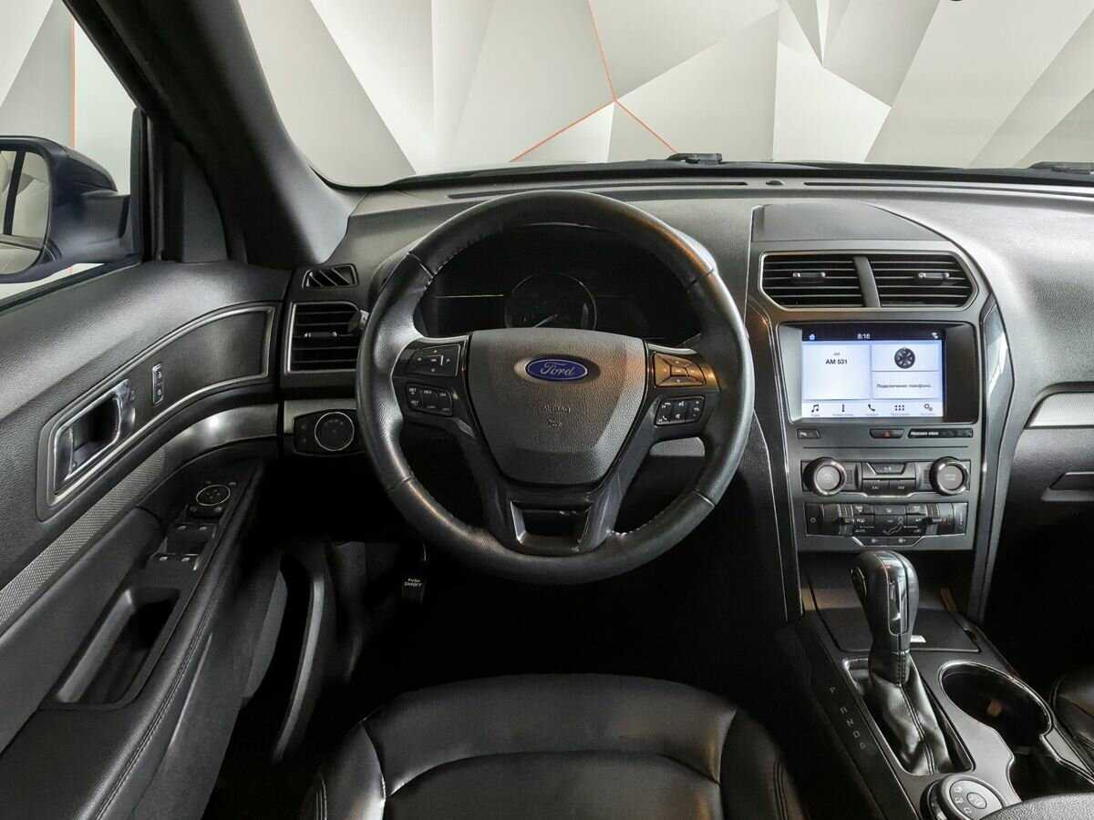 Купить Ford Explorer с пробегом. Фото: #14