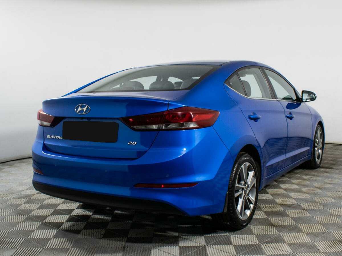 Купить Hyundai Elantra с пробегом. Фото: #4