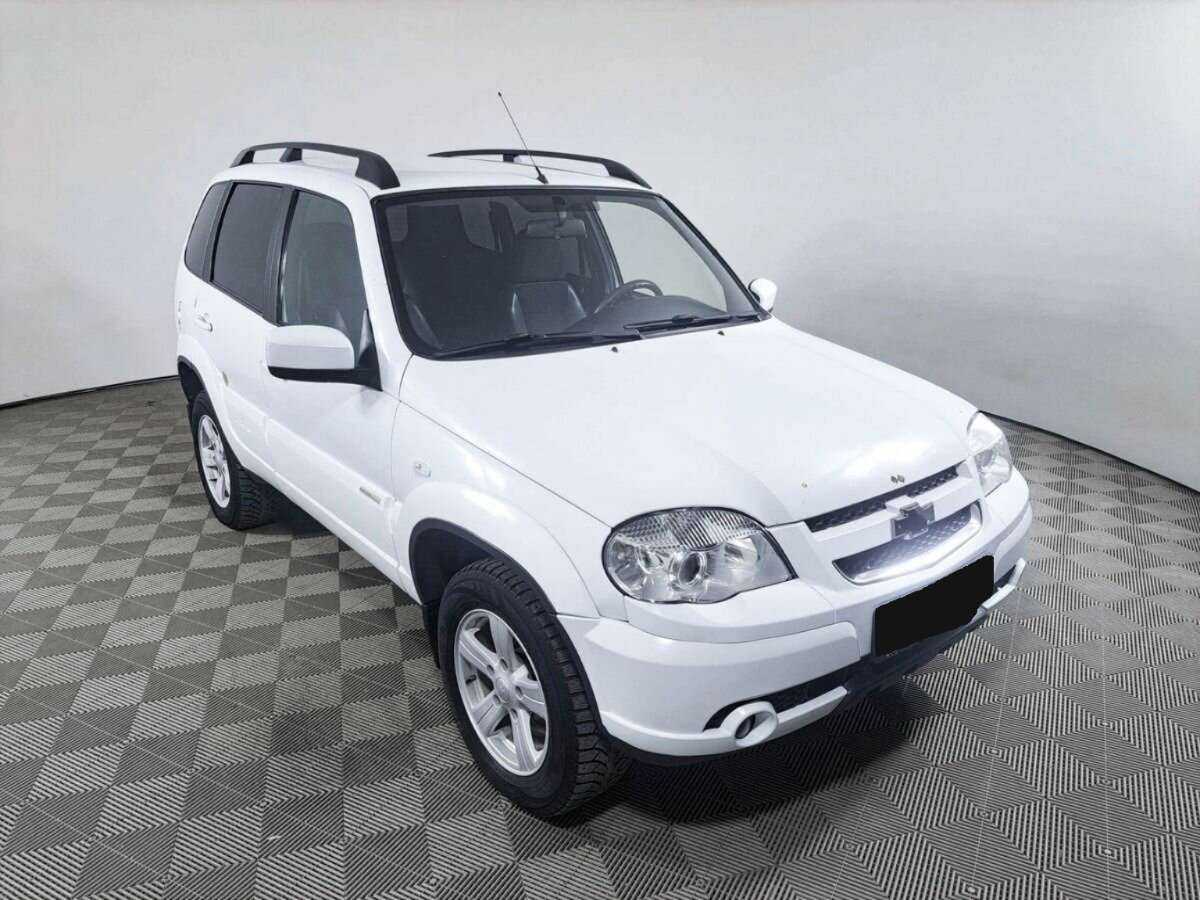 Купить Chevrolet Niva с пробегом. Фото: #2