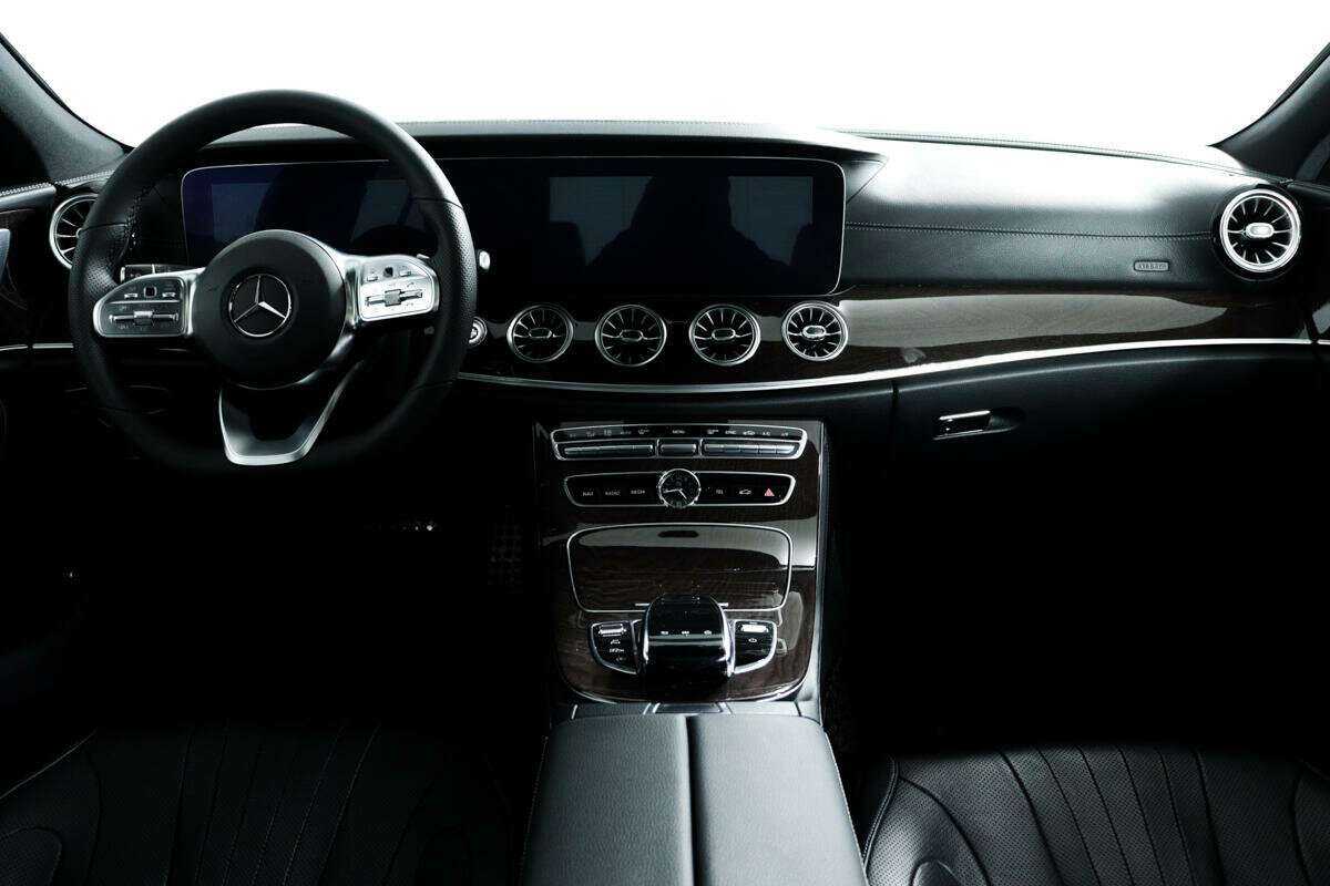 Купить Mercedes-Benz CLS с пробегом. Фото: #10