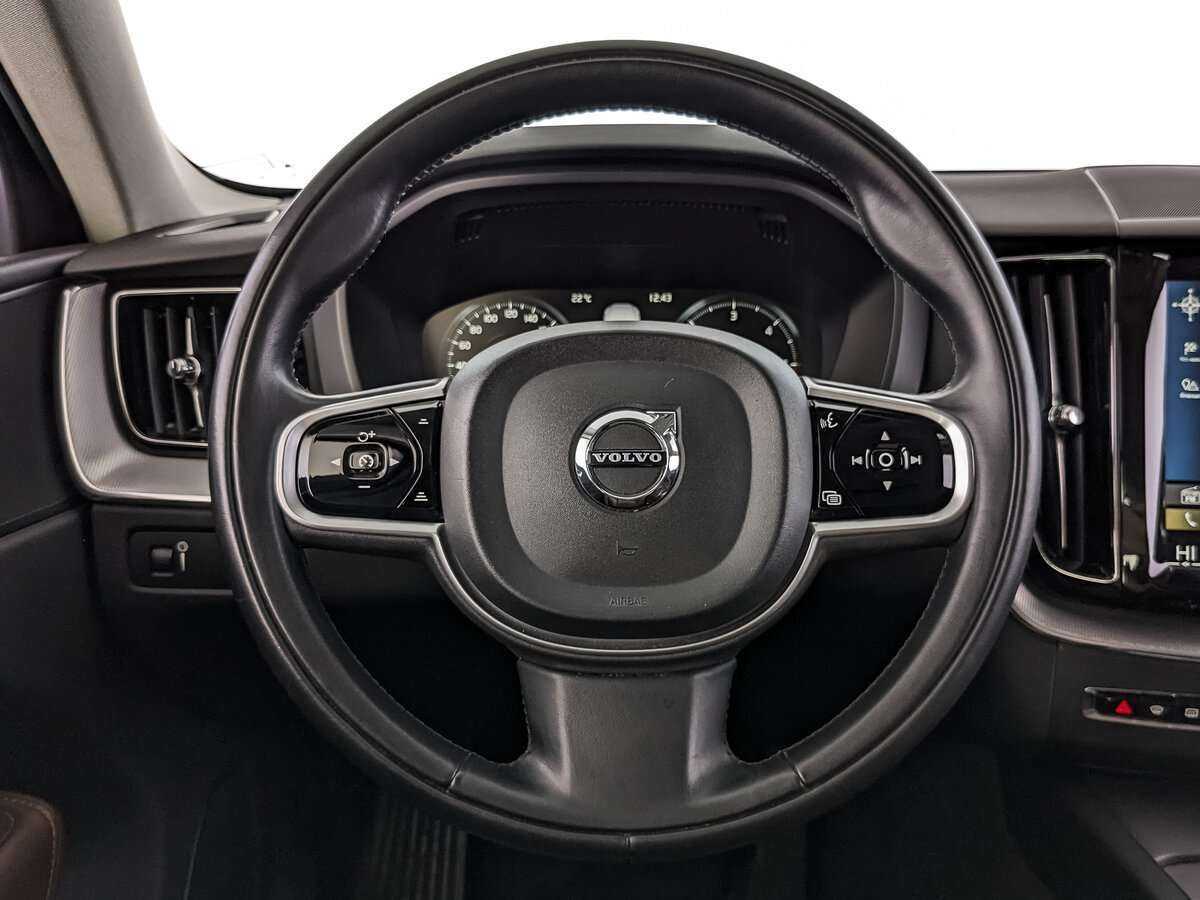 Купить Volvo XC60 с пробегом. Фото: #16