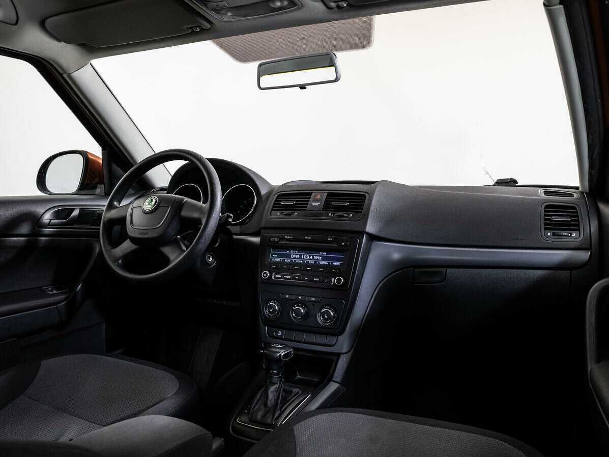 Купить Skoda Yeti с пробегом. Фото: #6