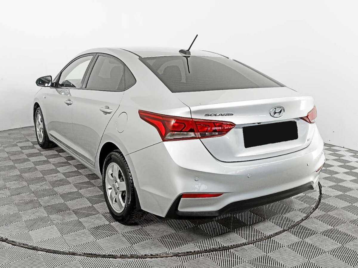 Купить Hyundai Solaris с пробегом. Фото: #6