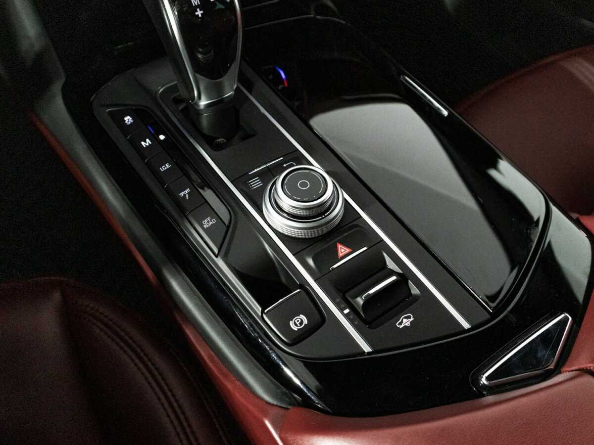 Купить Maserati Levante с пробегом. Фото: #17
